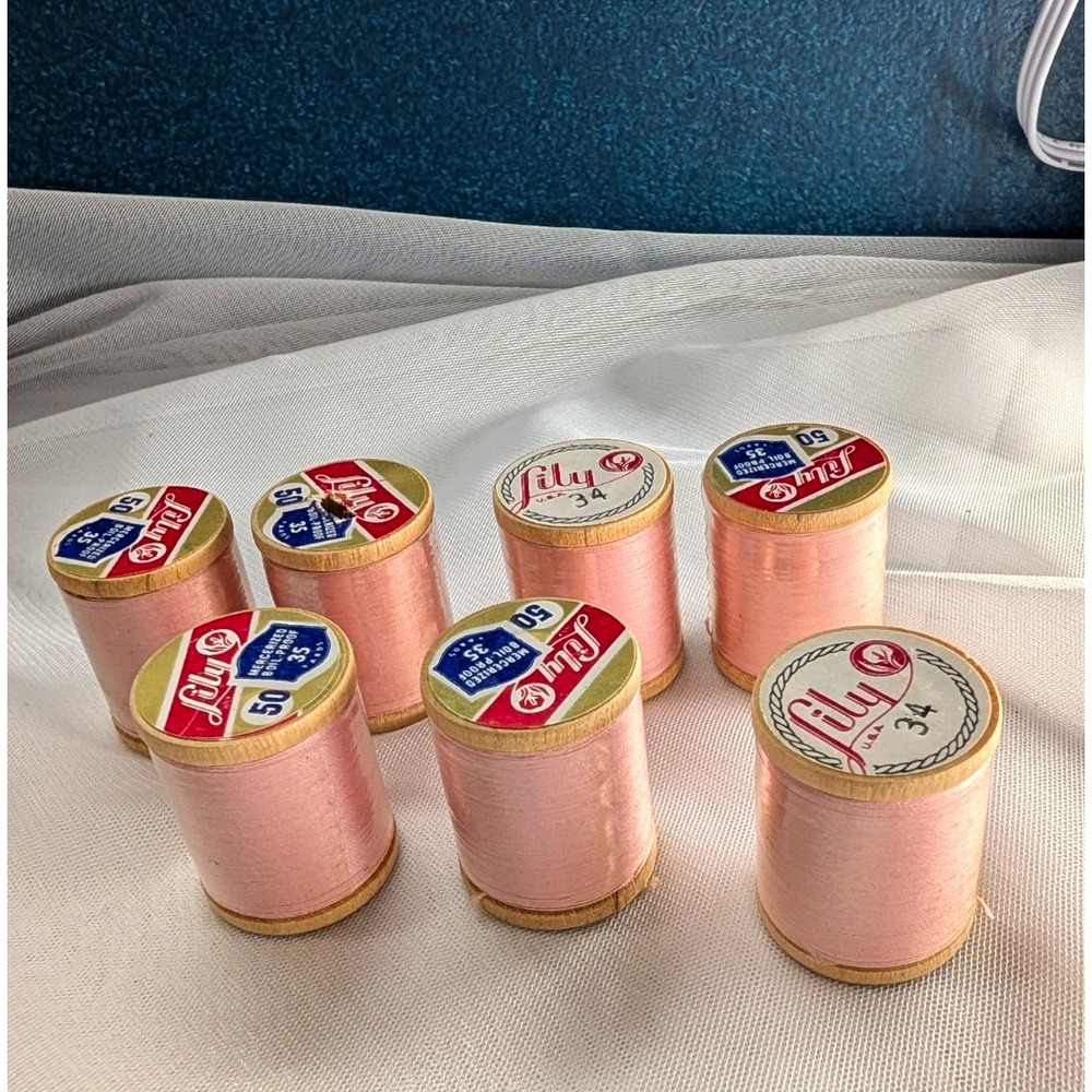 Vintage Lily Wooden Spools Pink Sewing Thread Lot of 7 Sealed Cellophane Wrap